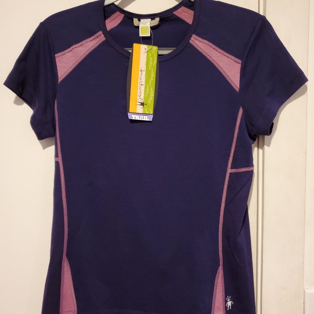 NWT Smartwool Women’s Merino Wool Cortina Tech Tee, Medium, Purple